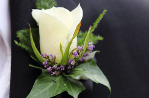 Black-Rose-Porirua -wearable-flowers